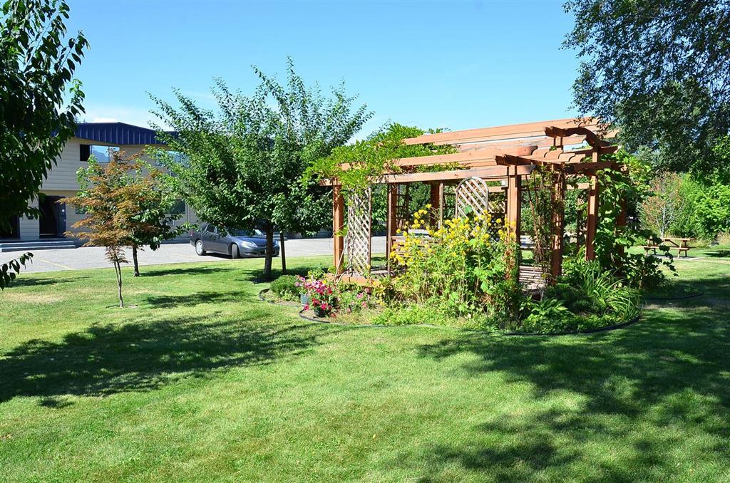 Canadas Best Value Inn Kelowna Kültér fotó