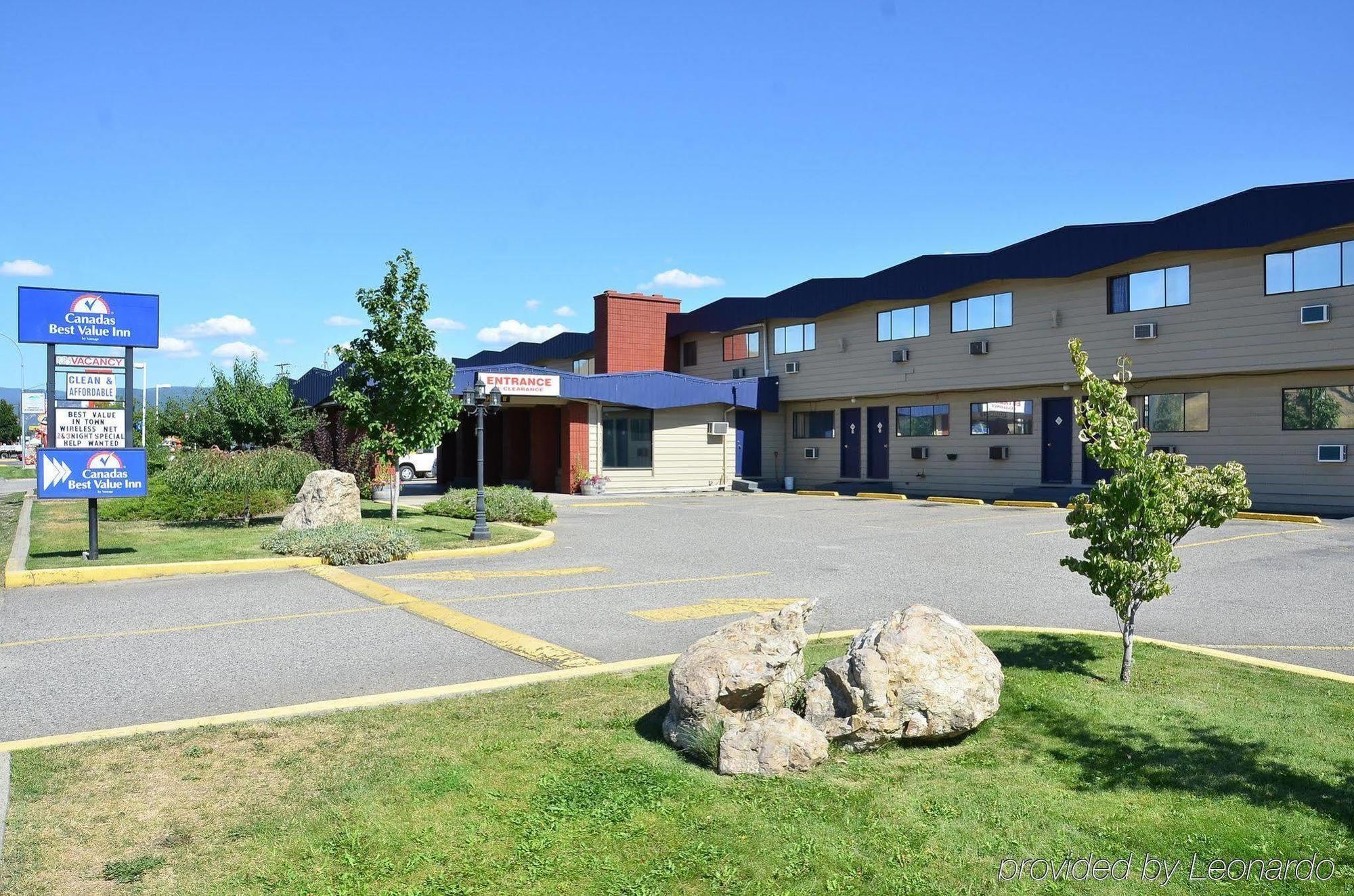 Canadas Best Value Inn Kelowna Kültér fotó